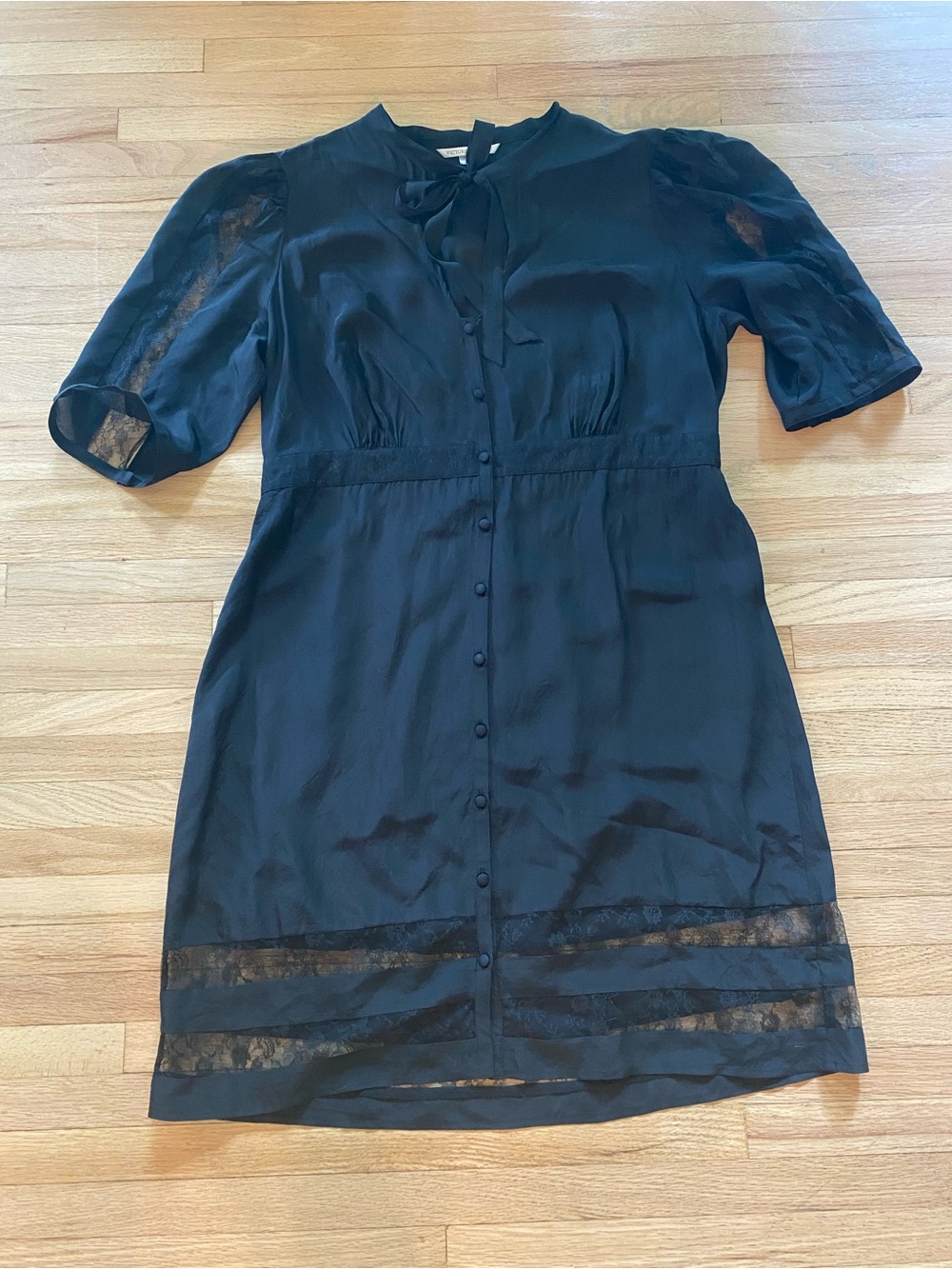 Victoria secret gold label y2K black silk lace inset tie neck short sleeve dress